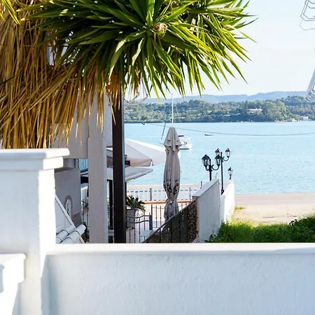 Apartment Casa Albastra & *