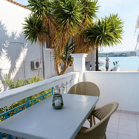 Apartment Casa Albastra & Porto Heli