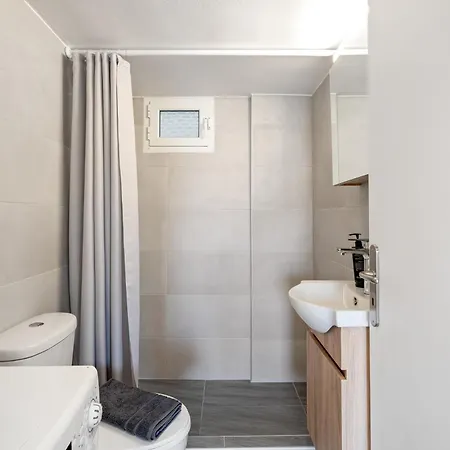 Apartment Casa Albastra & Porto Heli