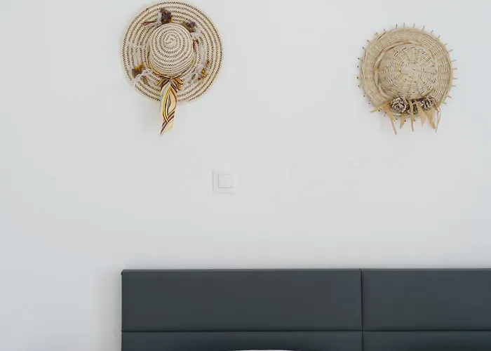 Casa Albastra & פורטו הלי